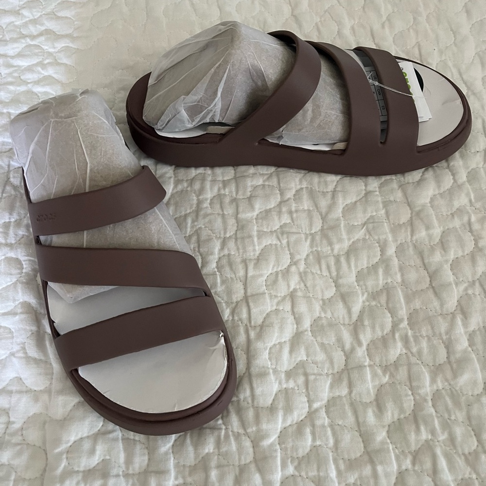 CROCS Getaway Strappy Sandals